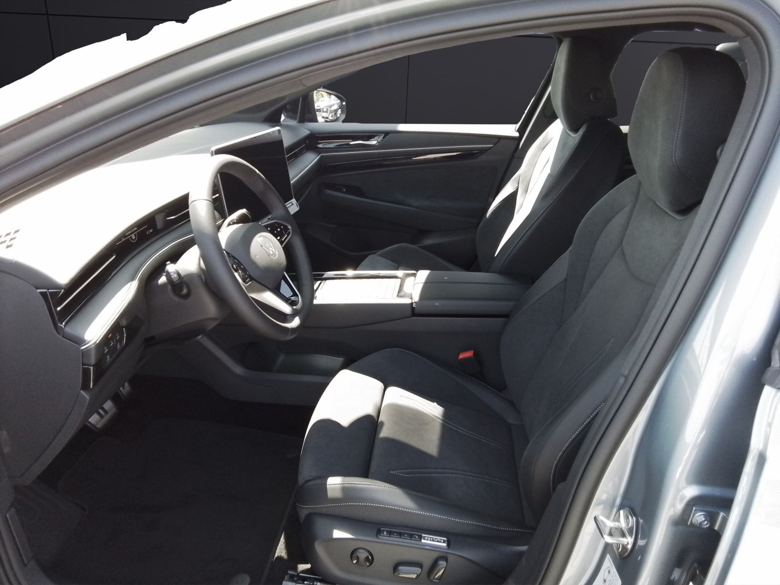 Fahrzeugabbildung Volkswagen ID.7 Tourer Pro