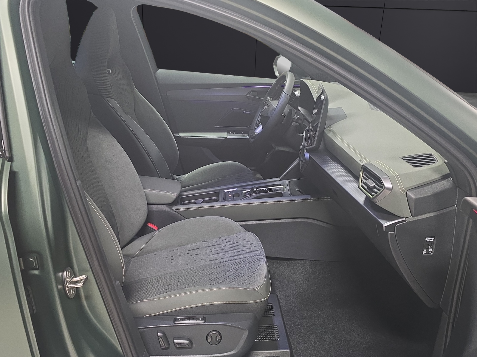 Fahrzeugabbildung CUPRA Formentor VZ 2.0 TSI 4Drive RFK ACC SH DWA