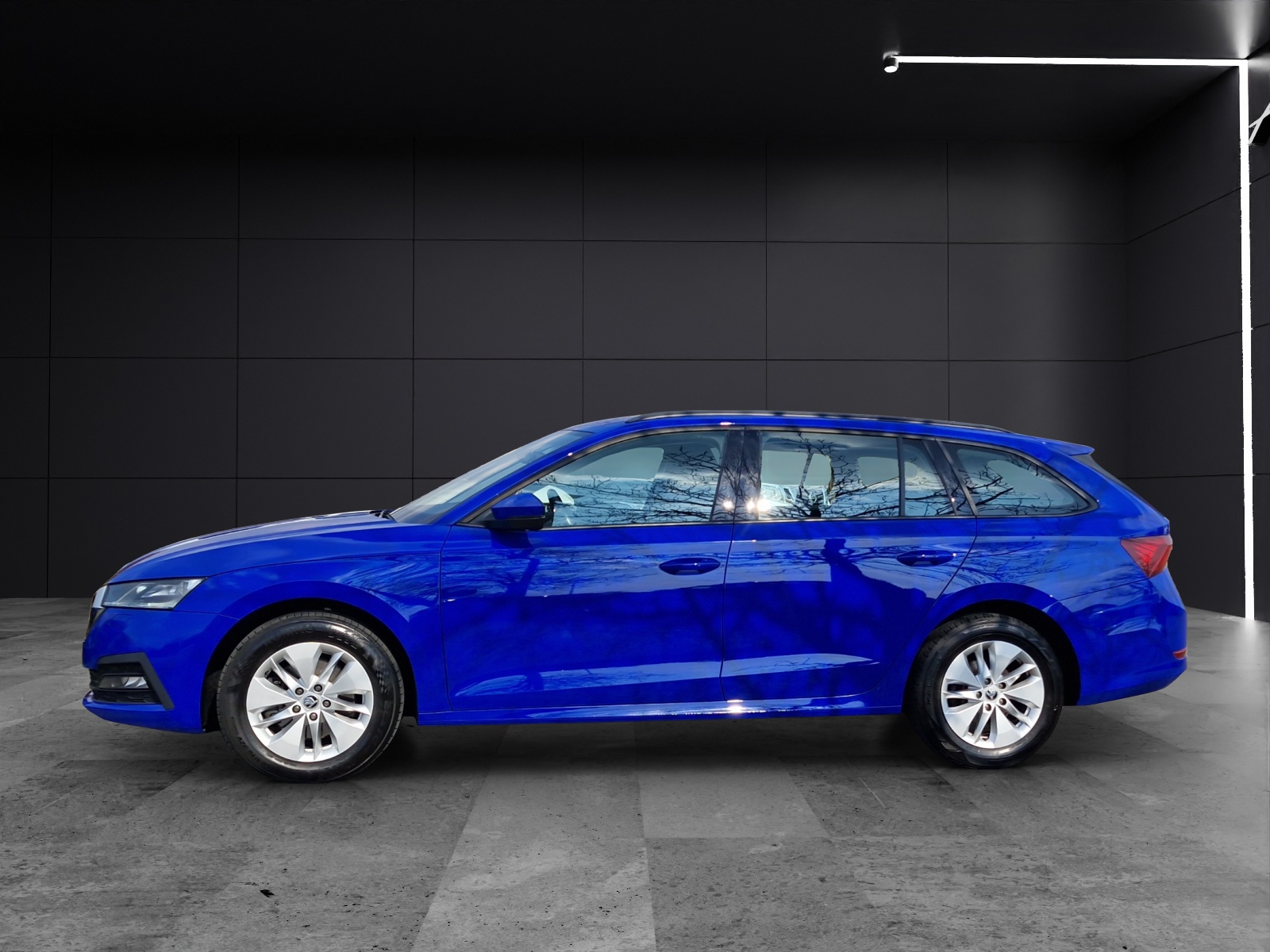 Fahrzeugabbildung SKODA Octavia Combi Ambi. 2.0TDI 110kW 4x4 7G TDI Ambition DSG 4x4 Matrix Navi SH
