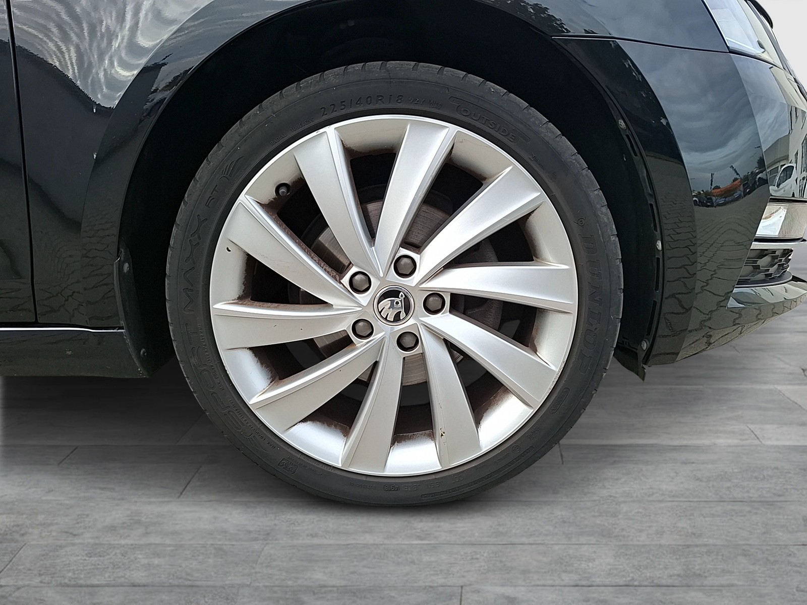 Fahrzeugabbildung SKODA Octavia Combi TSI L&K DSG LED Navi ACC PDC SHZ 18