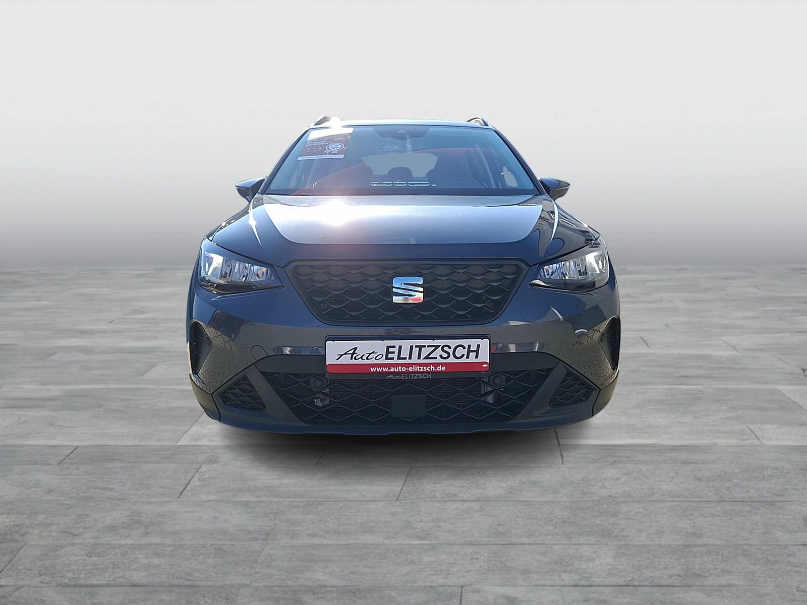 Fahrzeugabbildung SEAT Arona TSI Style DSG LED Navi ACC RFK SHZ