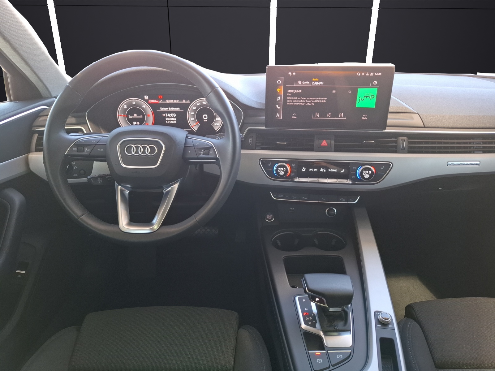 Fahrzeugabbildung Audi A4 Allroad 40 TDI S-tronic quattro Matrix Navi AVC ACC RFK SH LM