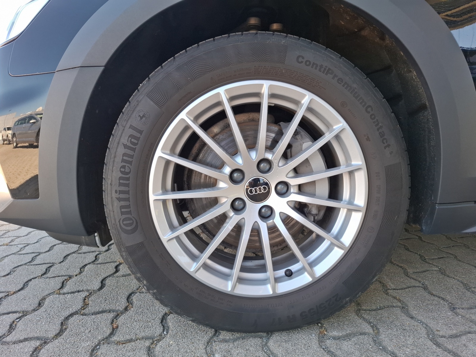 Fahrzeugabbildung Audi A4 Allroad 40 TDI S-tronic quattro Matrix Navi AVC ACC RFK SH LM