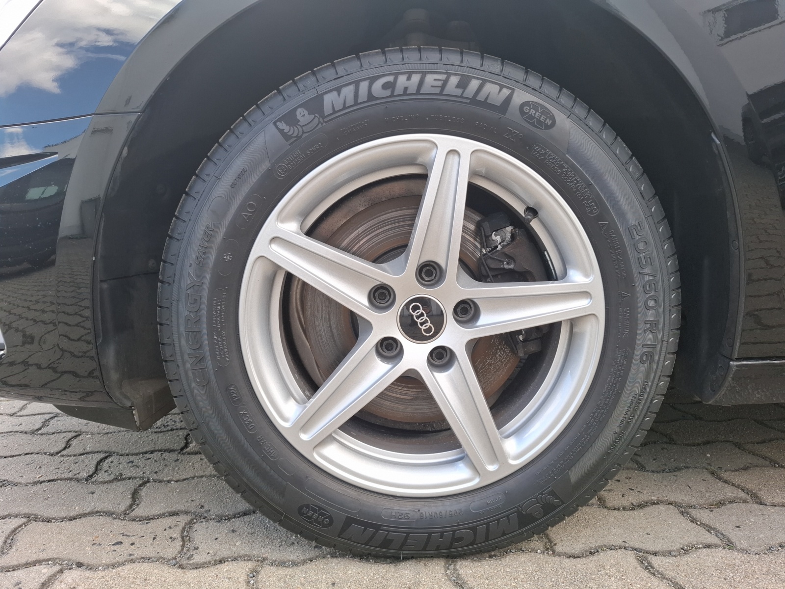 Fahrzeugabbildung Audi A4 Avant 35 TDI Navi GRA PDC SH LM Tiptronic