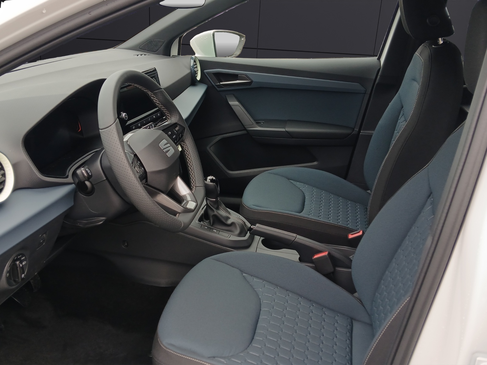 Fahrzeugabbildung SEAT Ibiza 1.0 TSI Style LED Winter-Paket