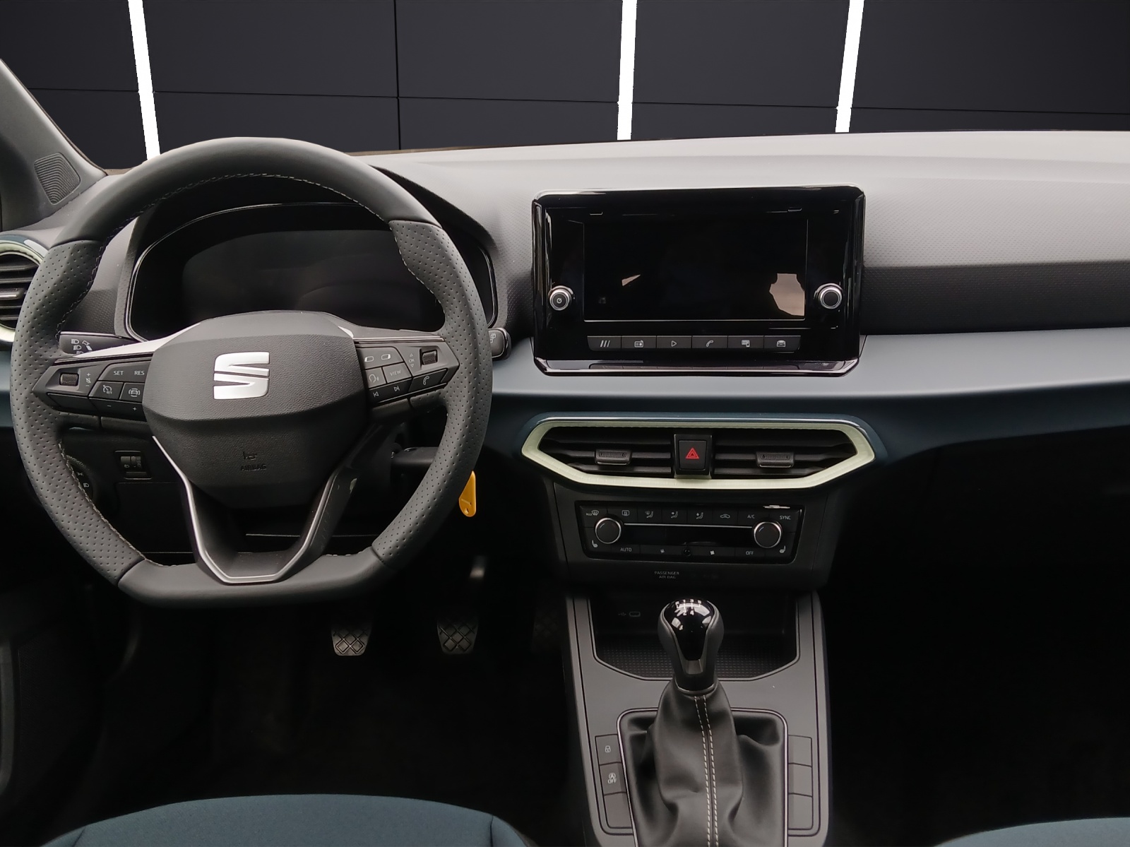 Fahrzeugabbildung SEAT Ibiza 1.0 TSI Style LED Winter-Paket