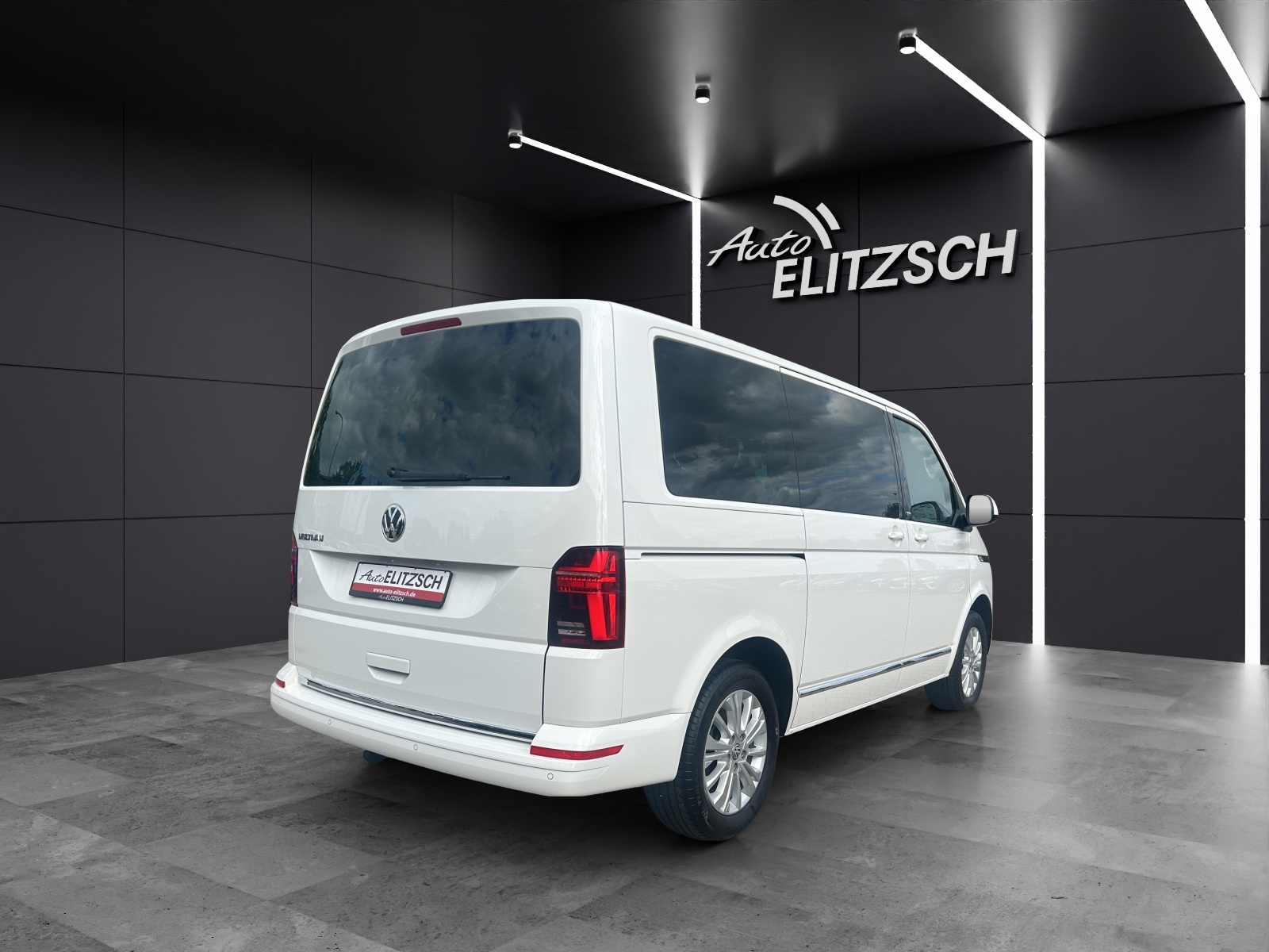 Fahrzeugabbildung Volkswagen T6 Multivan T6.1 TDI Gen Six NAVI AHK LED STANDH. ACC