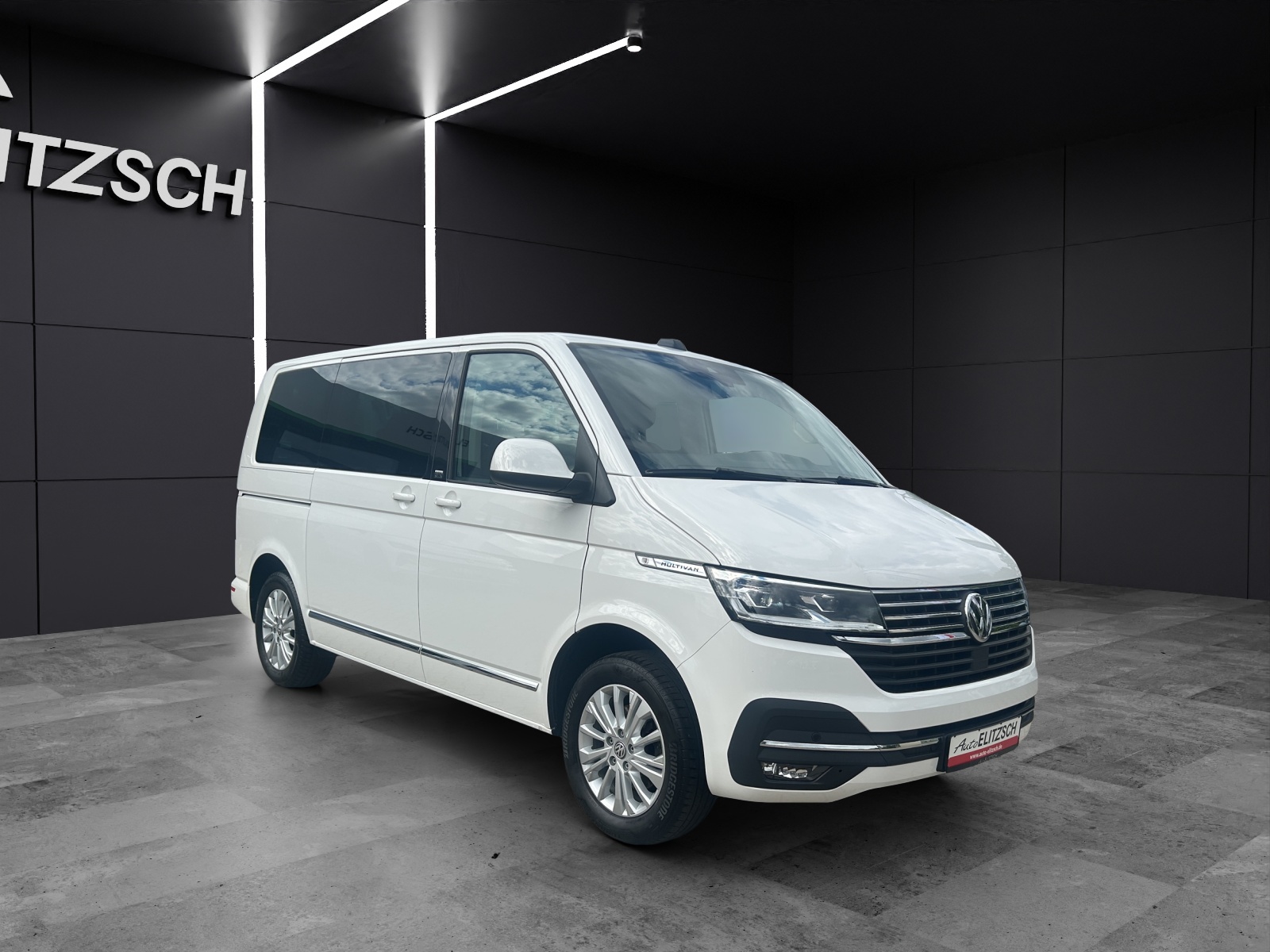 Fahrzeugabbildung Volkswagen T6 Multivan T6.1 TDI Gen Six NAVI AHK LED STANDH. ACC