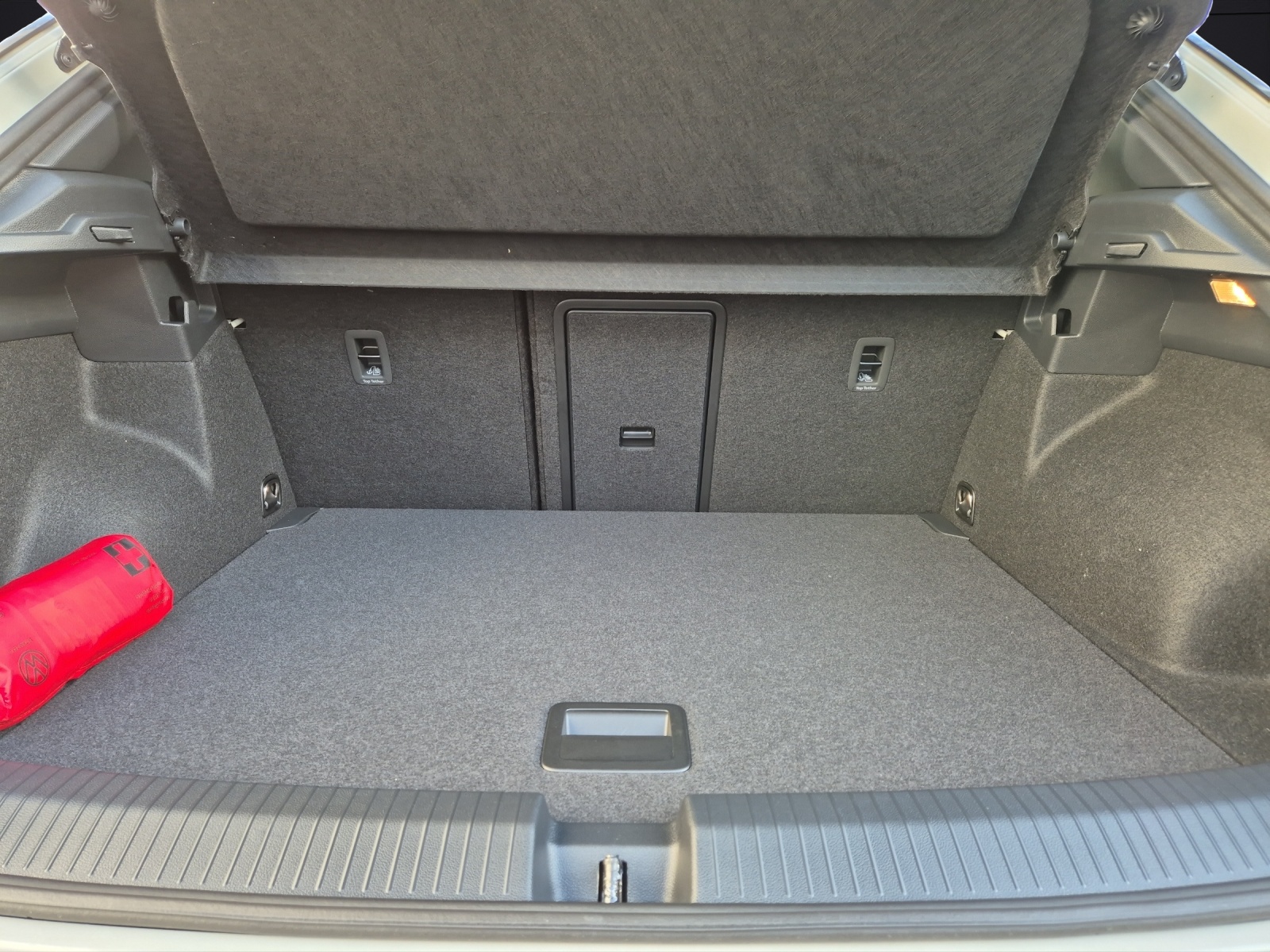 Fahrzeugabbildung Volkswagen T-Roc Goal LED DAB ACC