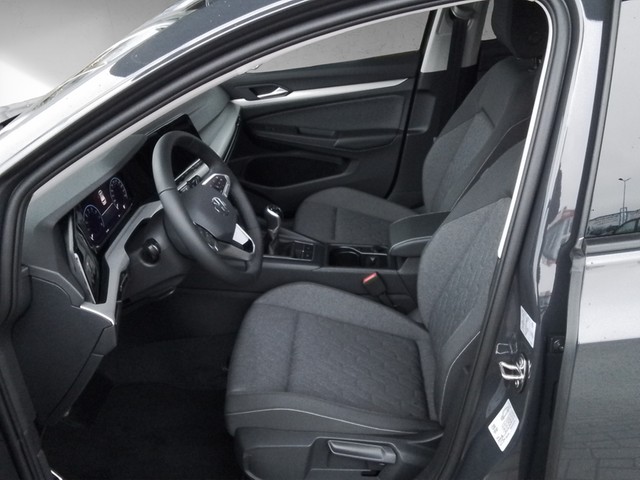 Fahrzeugabbildung Volkswagen Golf VIII TSI Move Kamera Navi LED VC