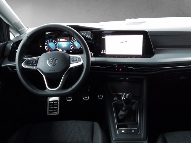 Fahrzeugabbildung Volkswagen Golf VIII TSI Move Kamera Navi LED VC