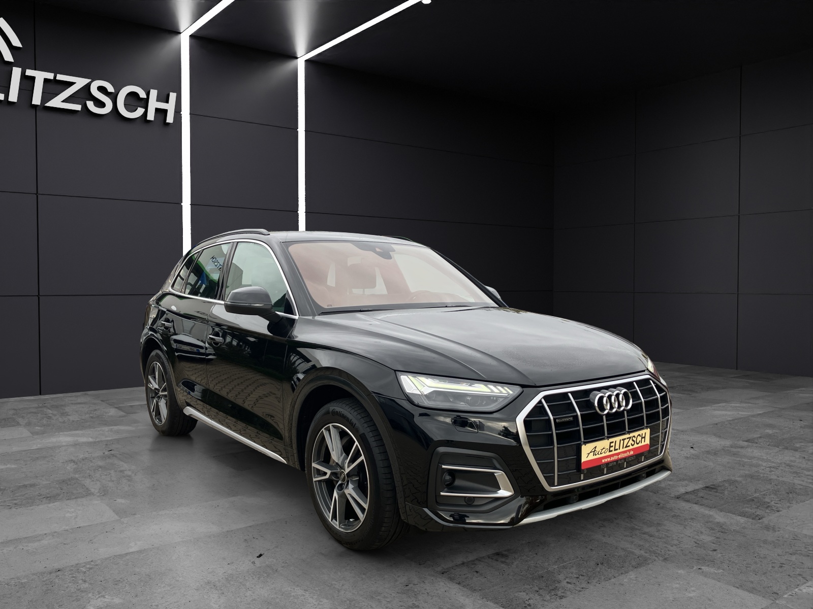Fahrzeugabbildung Audi Q5 40 TDI advanced quattro Matrix AHK Navi AVC ACC RFK