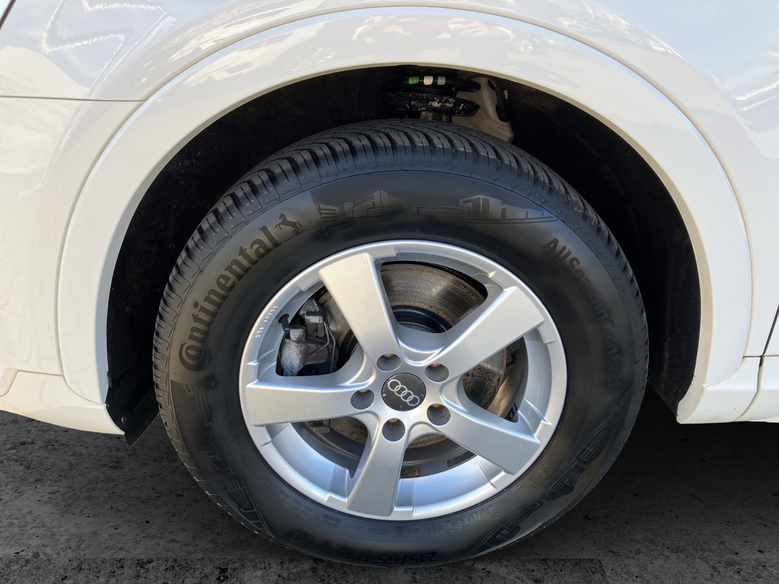 Fahrzeugabbildung Audi Q3 2.0 TDI sport AHK Xenon