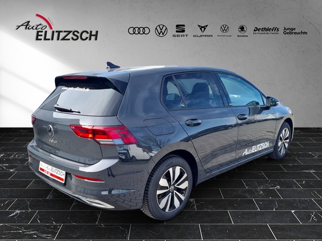 Fahrzeugabbildung Volkswagen Golf VIII TSI Move LED Climatronic AID RFK SH LM
