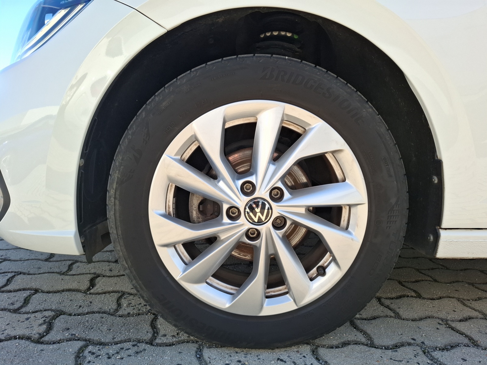 Fahrzeugabbildung Volkswagen Polo TSI Style Matrix Navi AID PDC SH LM