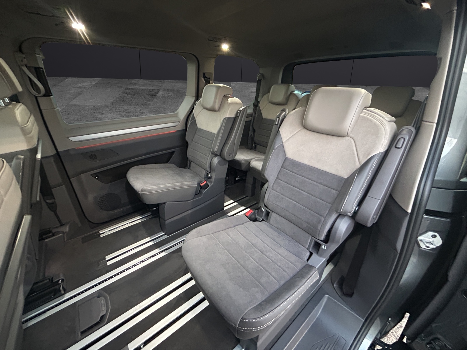 Fahrzeugabbildung Volkswagen Multivan Goal KÜ RFK ACC Lane Assist