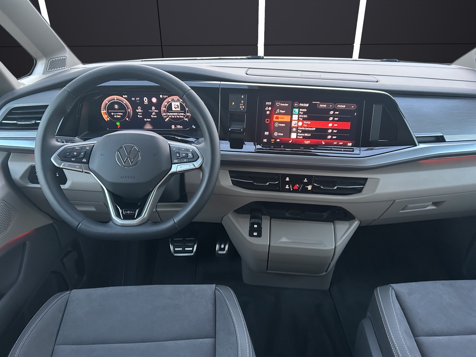 Fahrzeugabbildung Volkswagen Multivan Goal KÜ RFK ACC Lane Assist