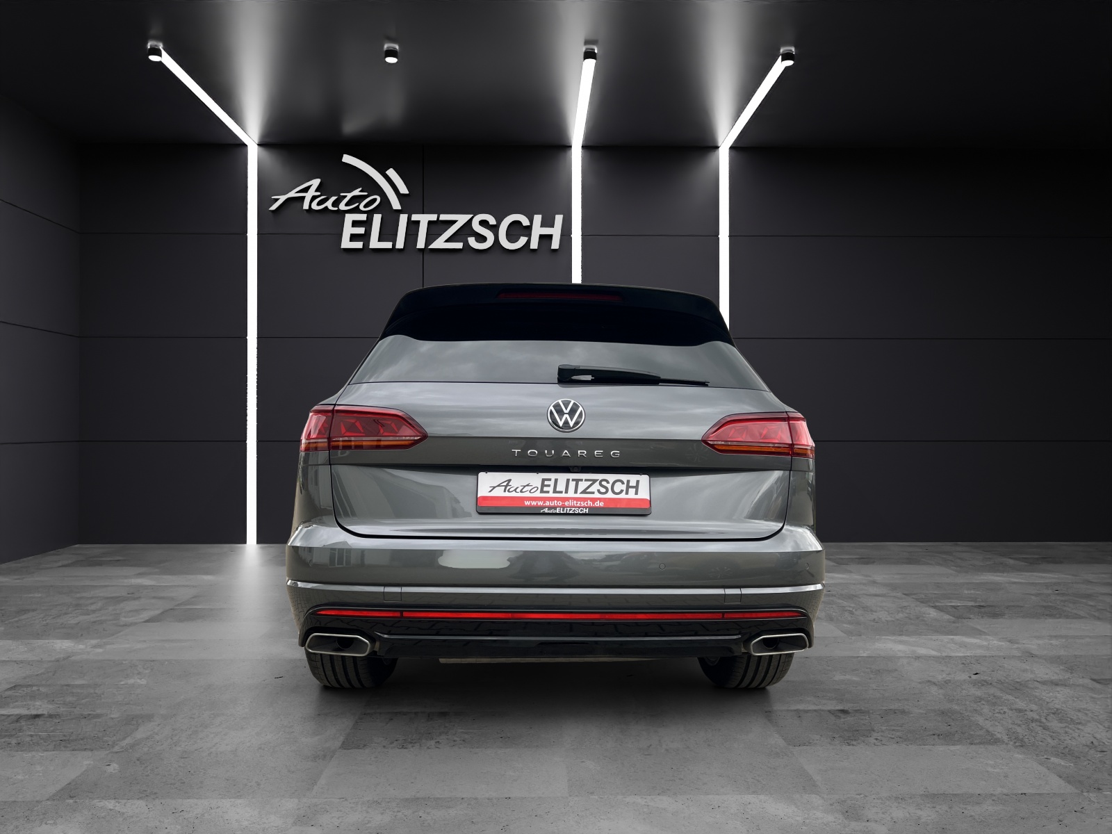 Fahrzeugabbildung Volkswagen Touareg TDI Edition-20 R-Line Matrix Navi STH AHK Luft Pano HUD AID RFK 22