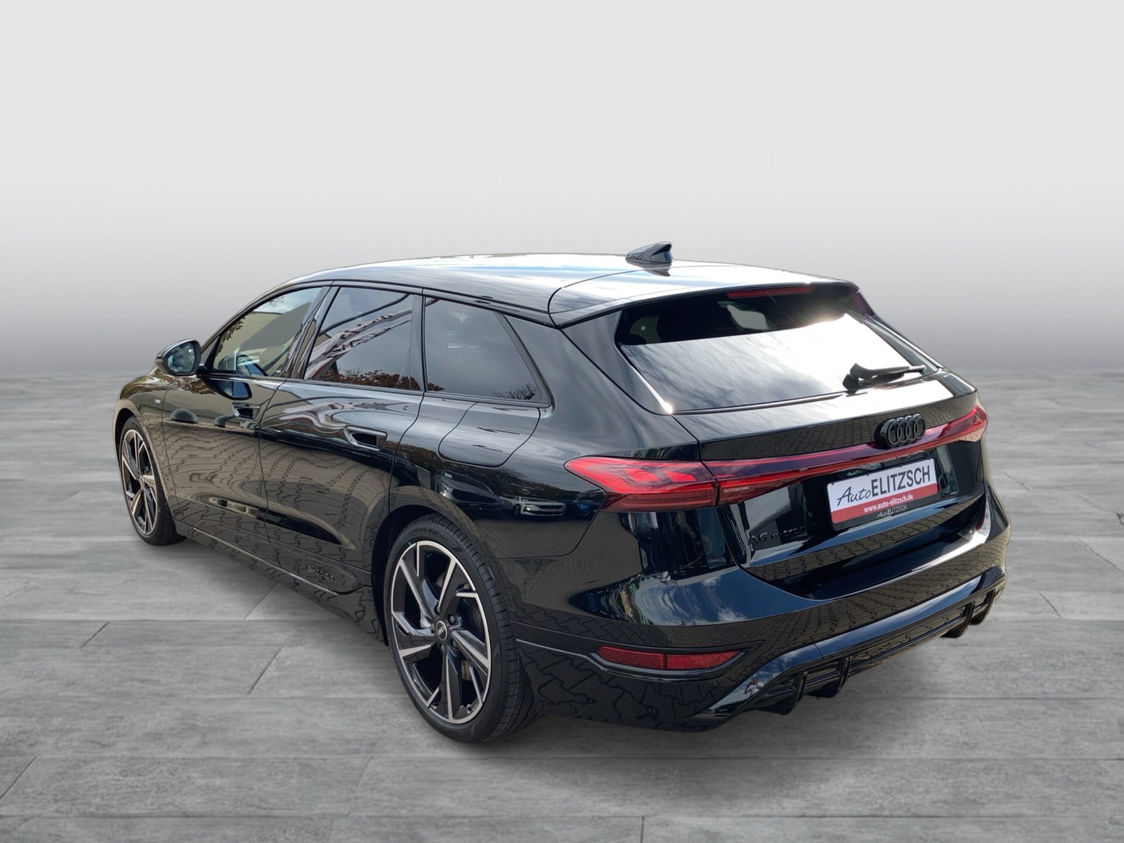 Fahrzeugabbildung Audi A6 e-tron Avant performance 270 kW S line business LED DAB+ ACC NAVI