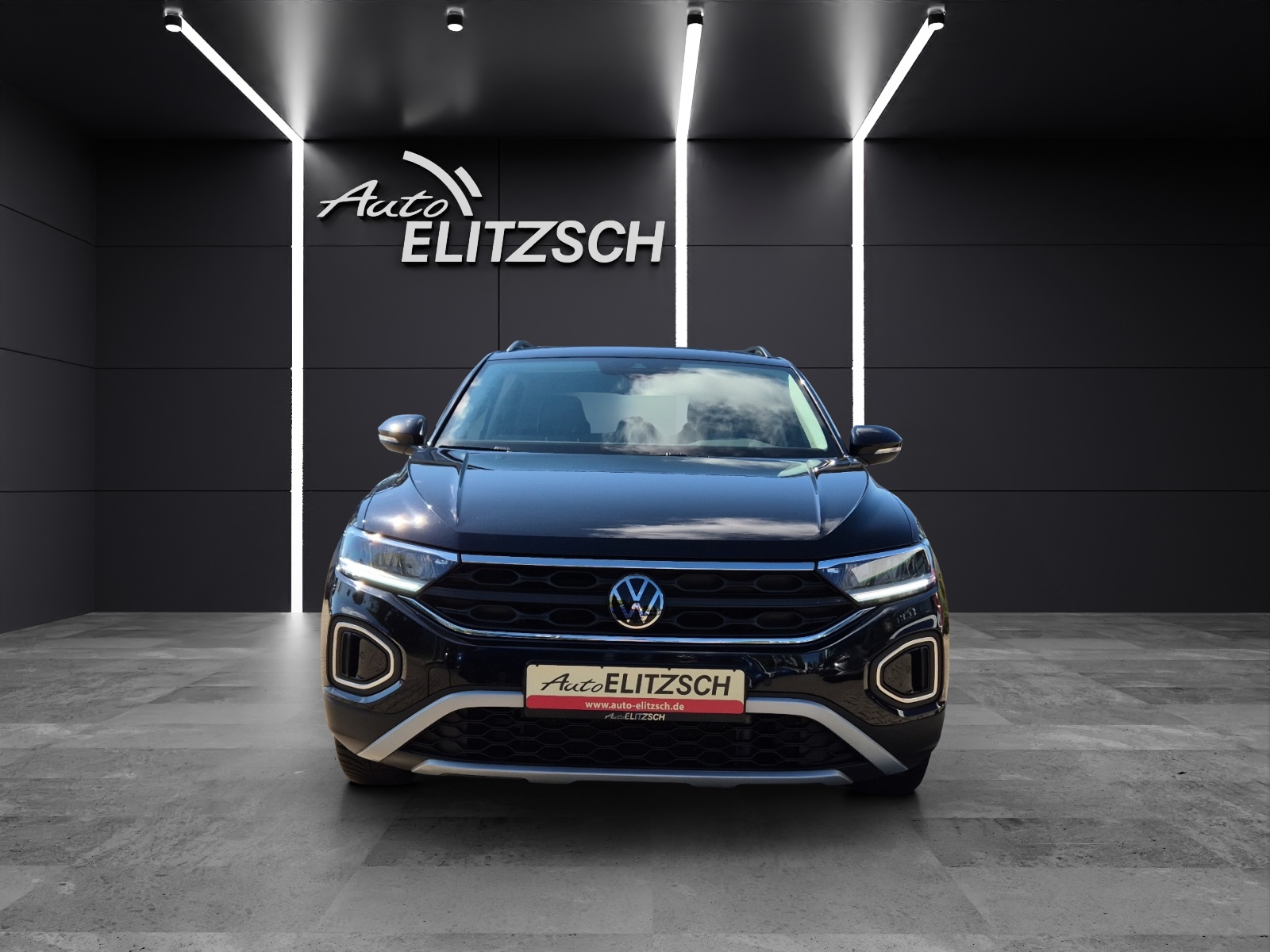Fahrzeugabbildung Volkswagen T-Roc TSI Life LED Navi AID Park-Assist SH LM