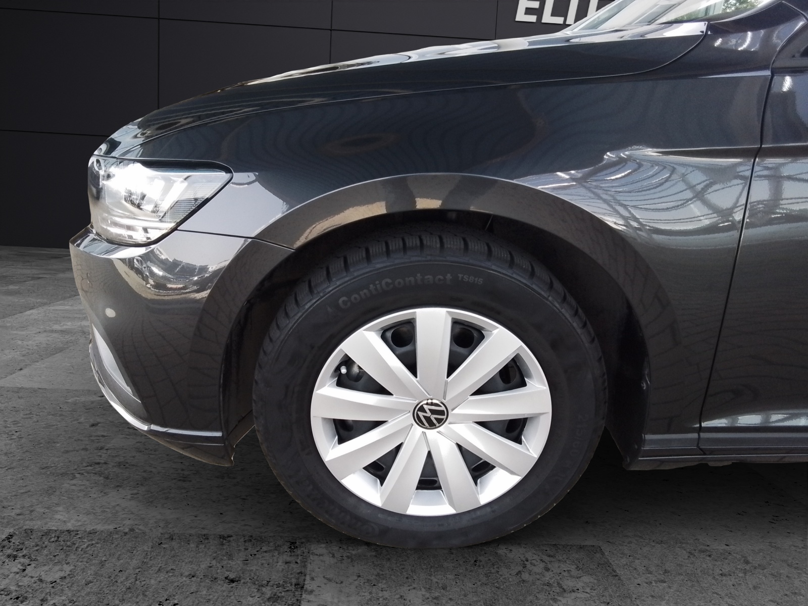 Fahrzeugabbildung Volkswagen Passat Variant TDI conceptline LED AHK Navi PDc SH