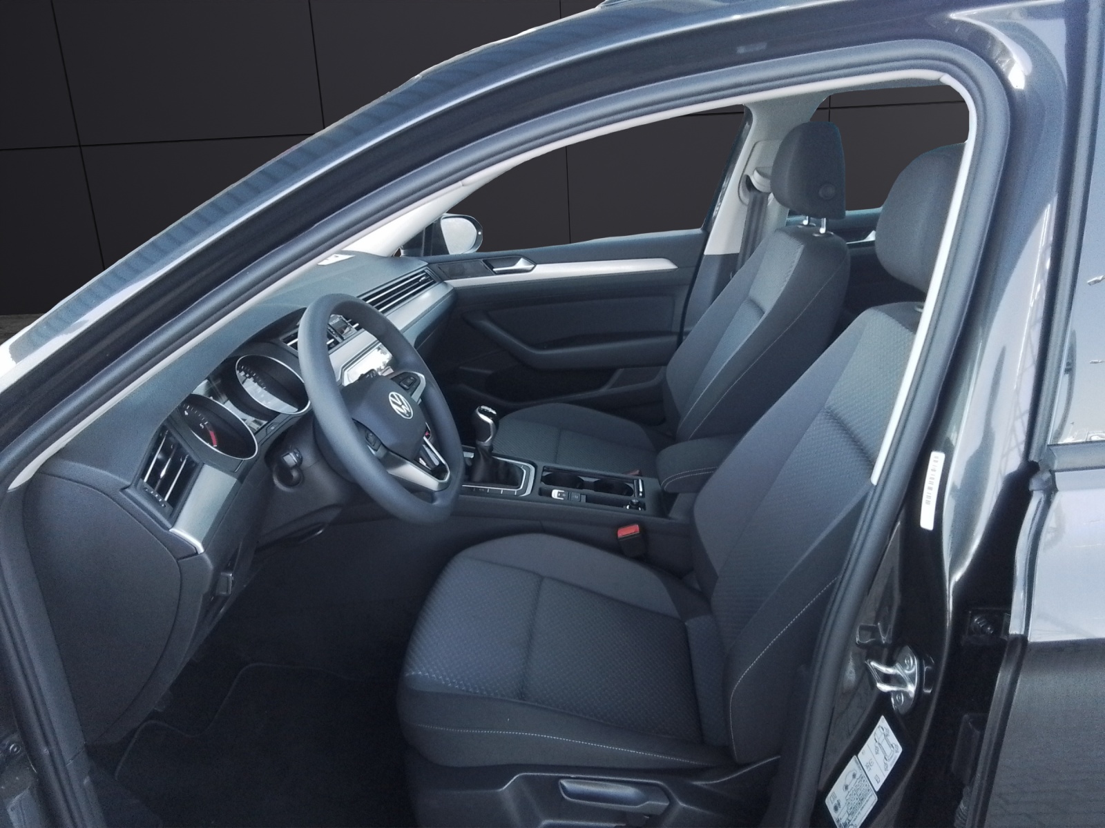 Fahrzeugabbildung Volkswagen Passat Variant TDI conceptline LED AHK Navi PDc SH