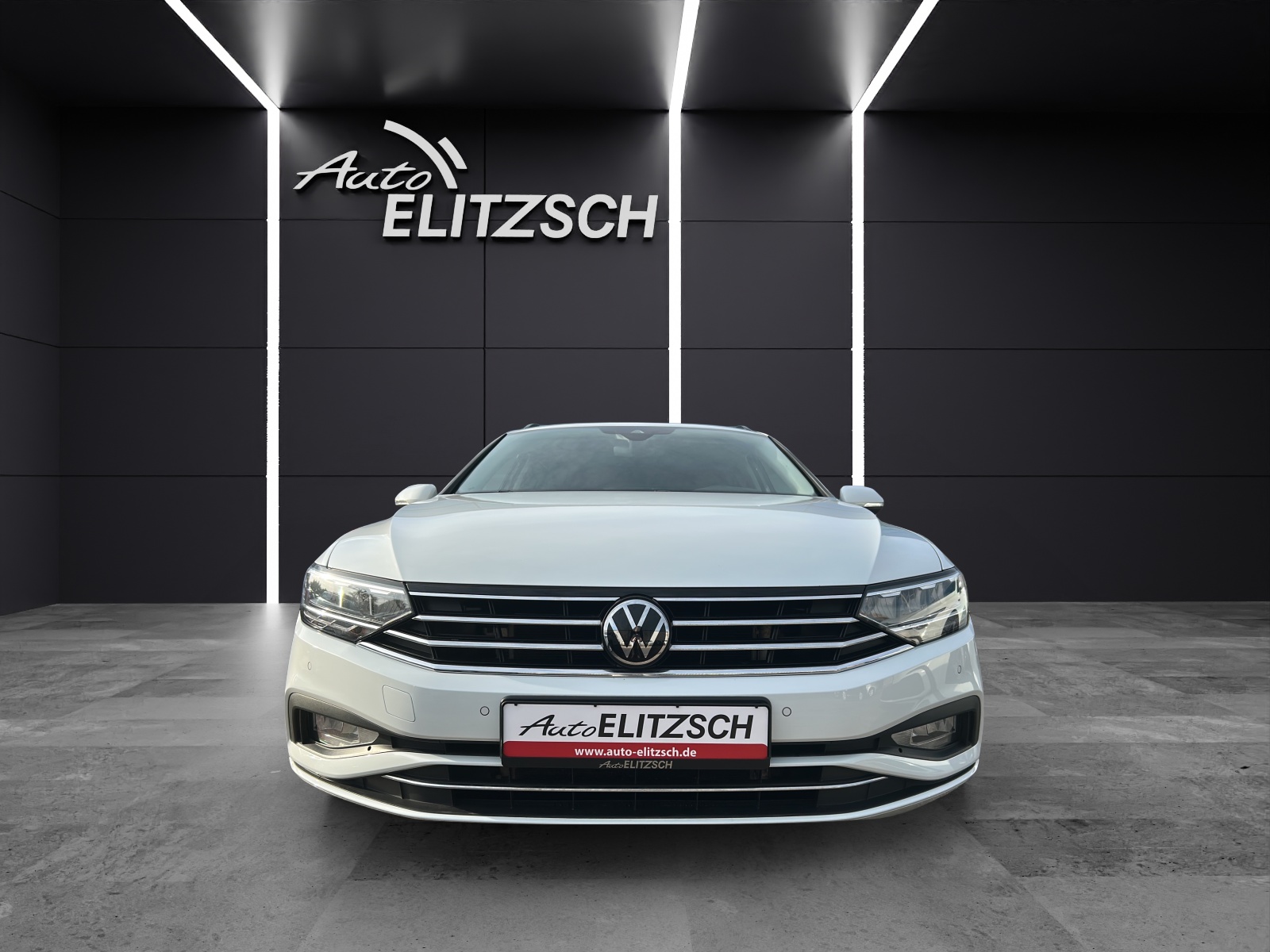 Fahrzeugabbildung Volkswagen Passat Variant Business TDI DSG LED ACC SHZ RearView Navi