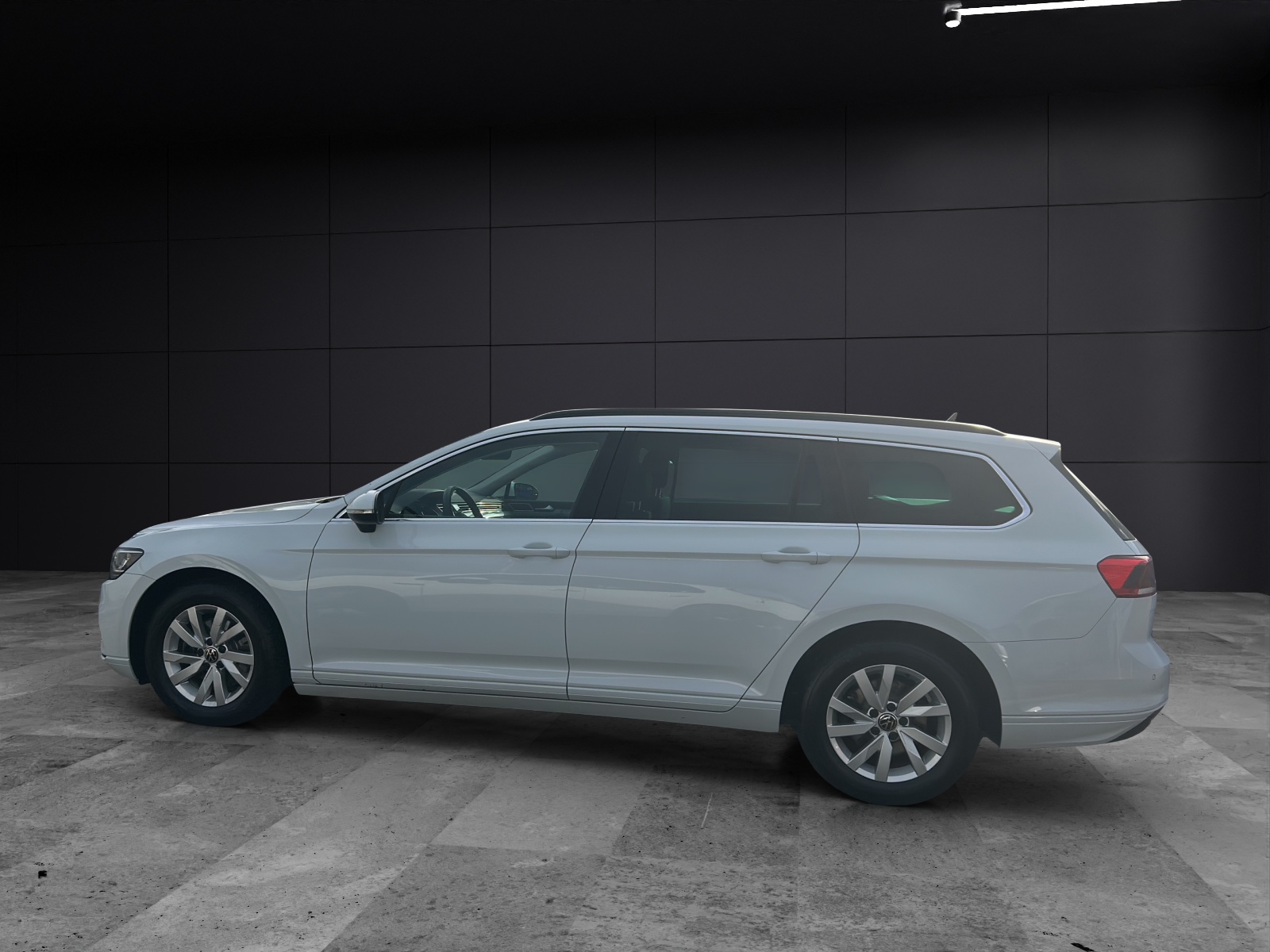 Fahrzeugabbildung Volkswagen Passat Variant Business TDI DSG LED ACC SHZ RearView Navi