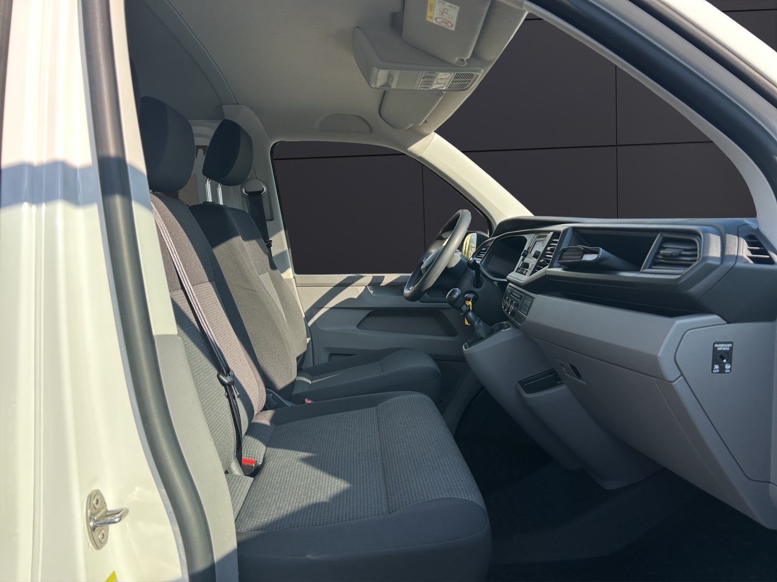 Fahrzeugabbildung Volkswagen T6 Transporter T6.1 TDI Kasten EcoProfi FWD