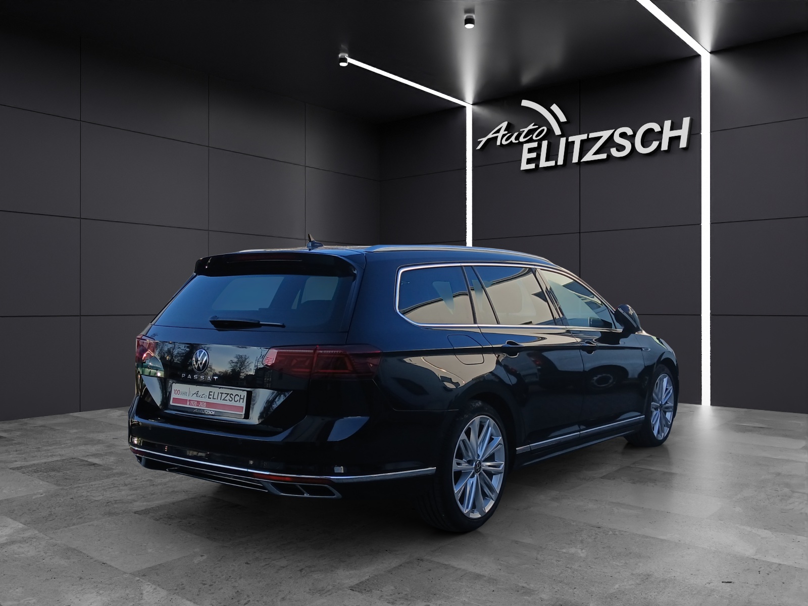 Fahrzeugabbildung Volkswagen Passat Variant TDI R-Line DSG Matrix AHK Navi Leder AID HUD Pano ACC RFK SH