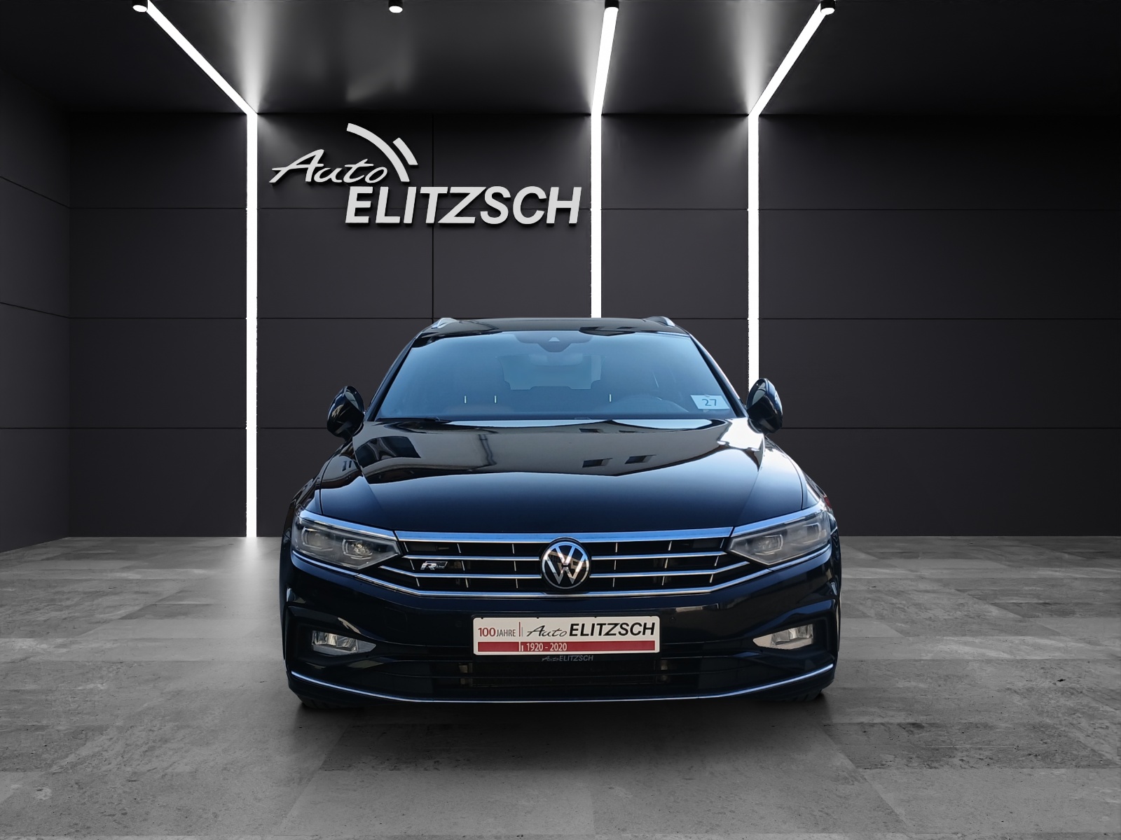 Fahrzeugabbildung Volkswagen Passat Variant TDI R-Line DSG Matrix AHK Navi Leder AID HUD Pano ACC RFK SH