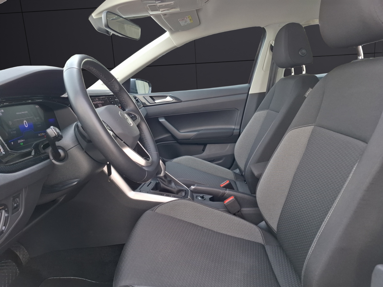 Fahrzeugabbildung Volkswagen Polo TSI Life DSG LED Klima AID ACC PDC SH