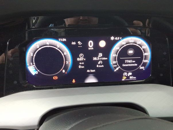 Fahrzeugabbildung Volkswagen Golf VIII TSI Life LED Navi AID ACC PDC SH LM