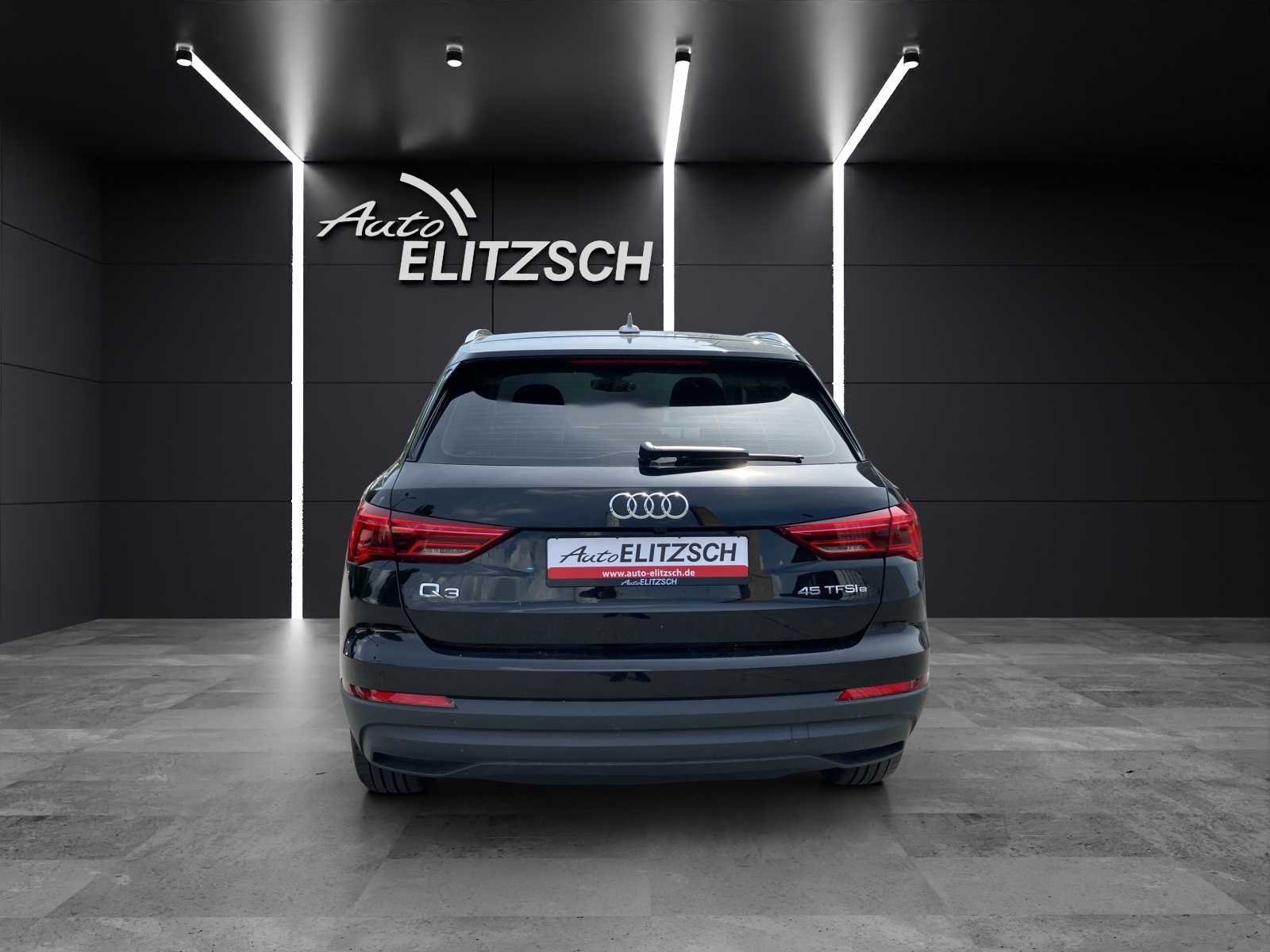 Fahrzeugabbildung Audi Q3 45 TFSI e MATRIX NAVI AHK RFK SHZ GRA