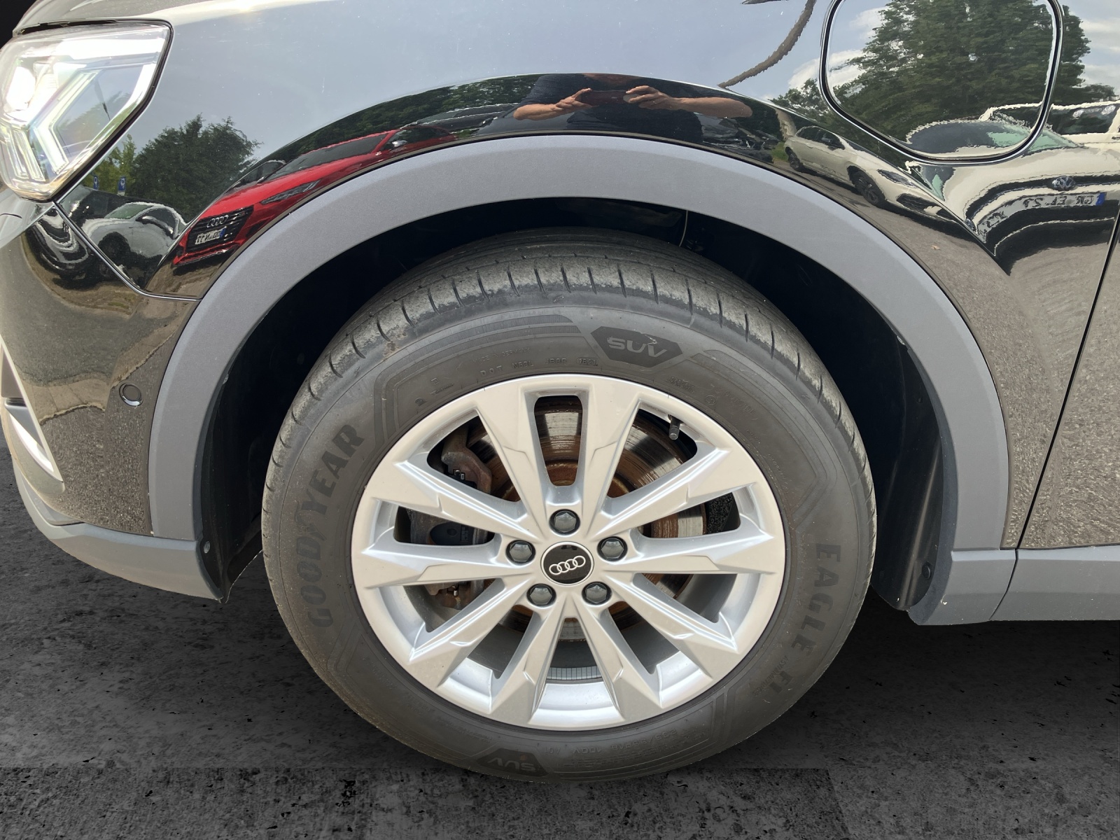 Fahrzeugabbildung Audi Q3 45 TFSI e MATRIX NAVI AHK RFK SHZ GRA
