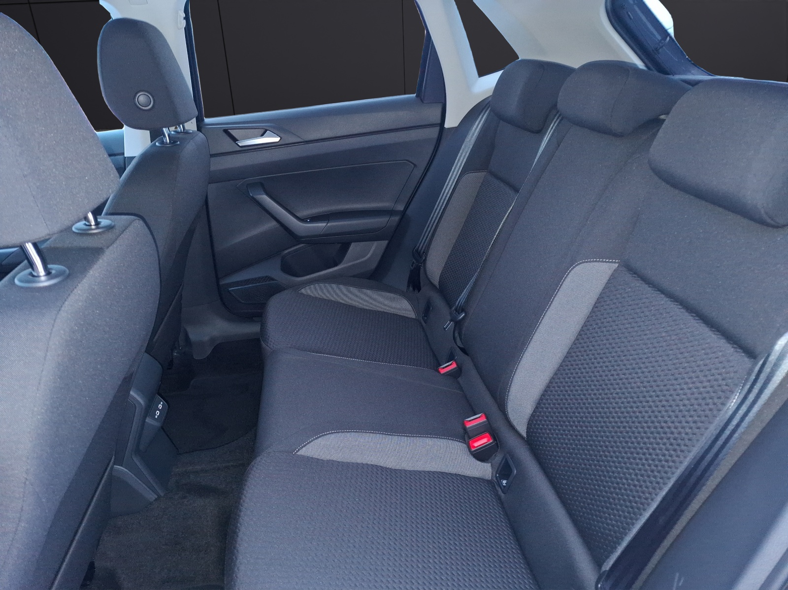Fahrzeugabbildung Volkswagen Polo Life DSG NAVI AppConnect ACC ParkAssist