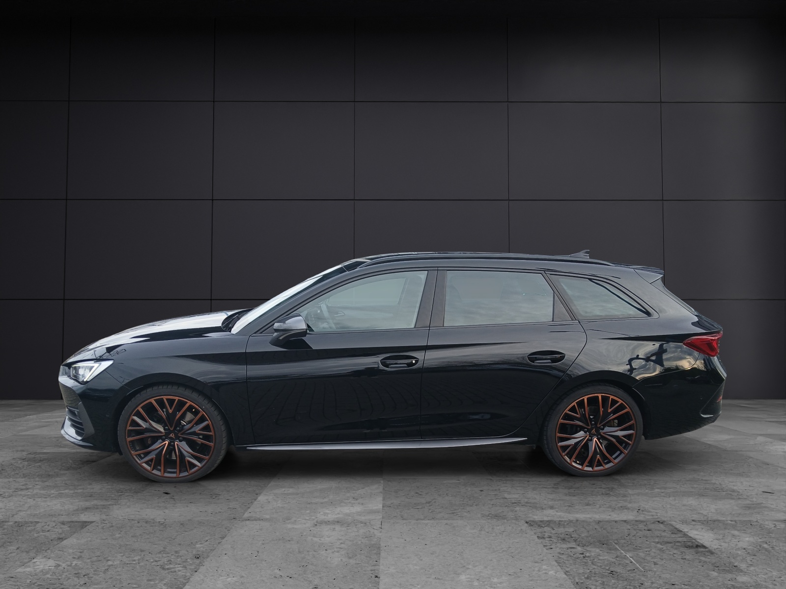 Fahrzeugabbildung CUPRA Leon Sportstourer VZ 4Drive DSG LED AHK Navi ACC RFK SH 19