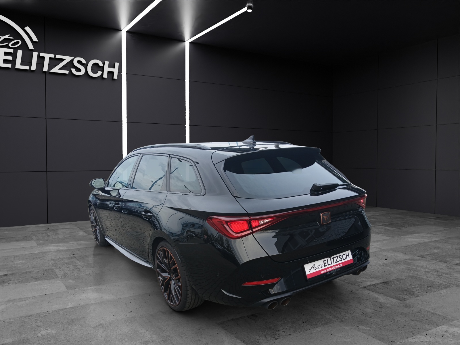 Fahrzeugabbildung CUPRA Leon Sportstourer VZ 4Drive DSG LED AHK Navi ACC RFK SH 19