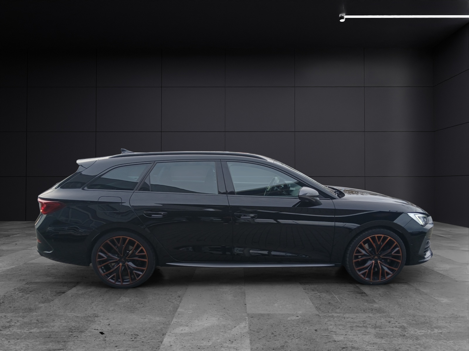 Fahrzeugabbildung CUPRA Leon Sportstourer VZ 4Drive DSG LED AHK Navi ACC RFK SH 19
