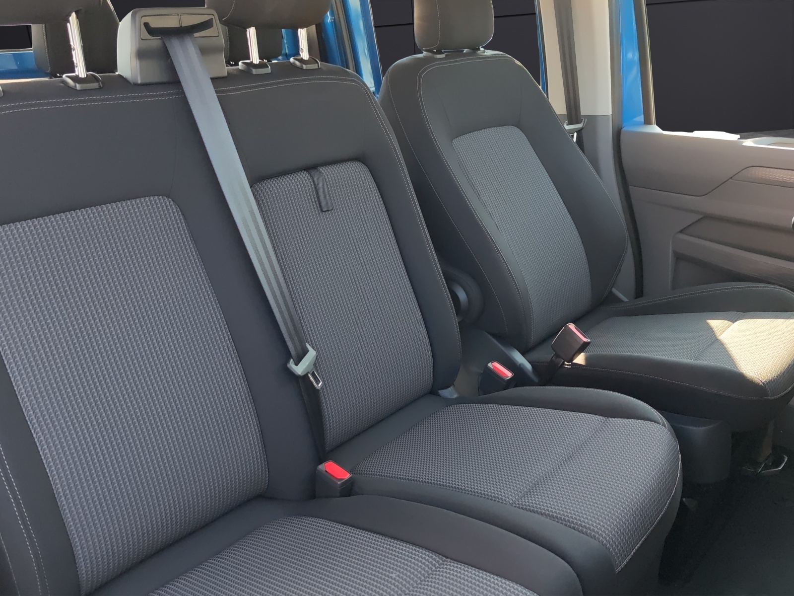 Fahrzeugabbildung Volkswagen T7 Transporter DOKA Pritsche TDI 4MO LR LED ACC NAVI AHK