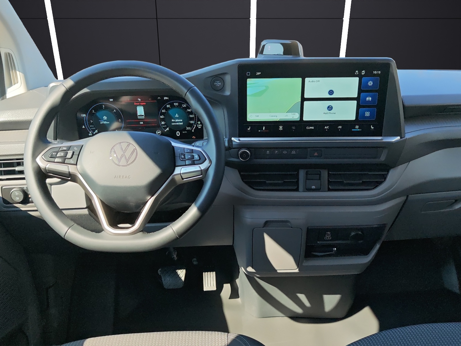Fahrzeugabbildung Volkswagen T7 Transporter DOKA Pritsche TDI 4MO LR LED ACC NAVI AHK