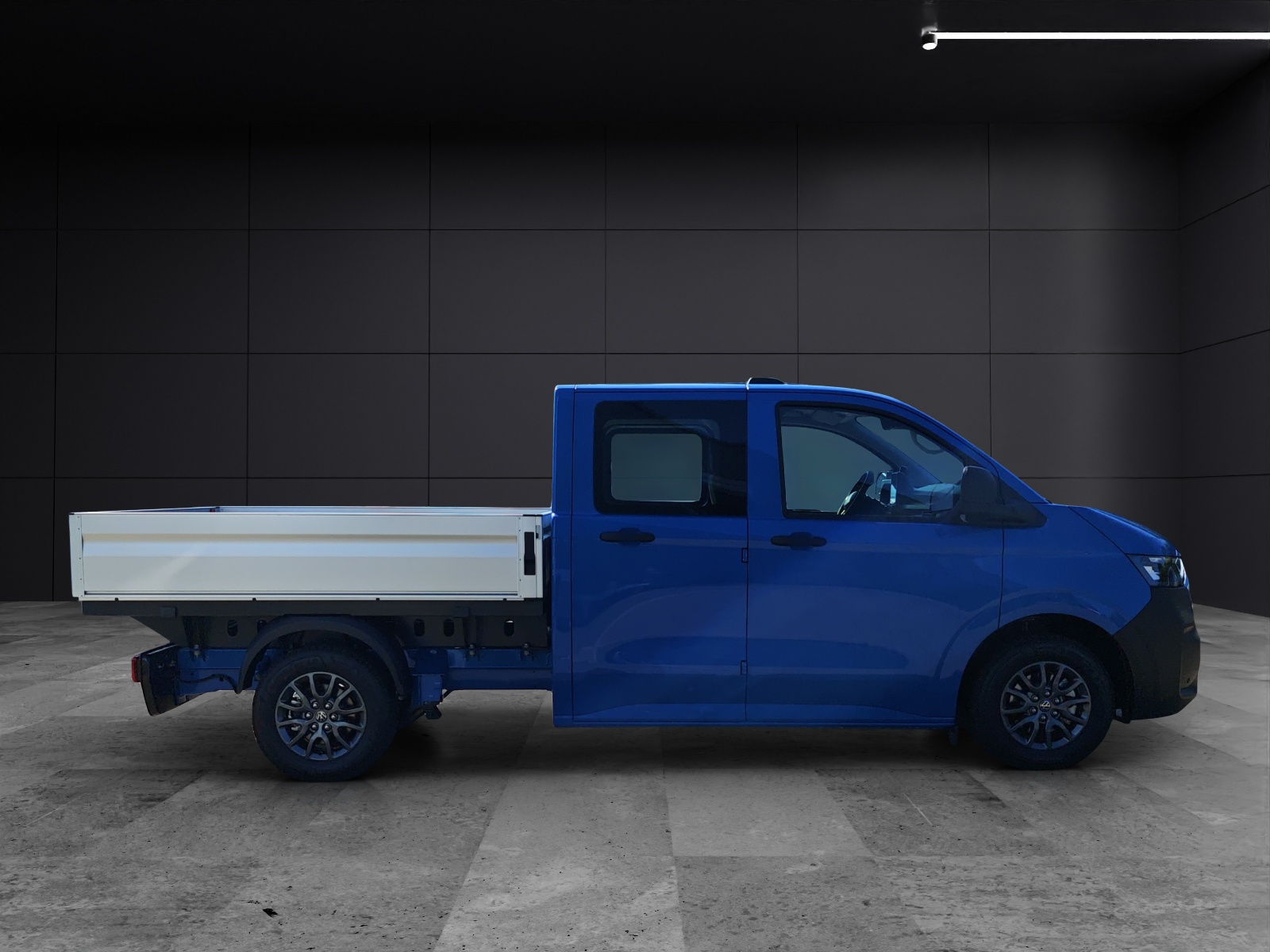 Fahrzeugabbildung Volkswagen T7 Transporter DOKA Pritsche TDI 4MO LR LED ACC NAVI AHK