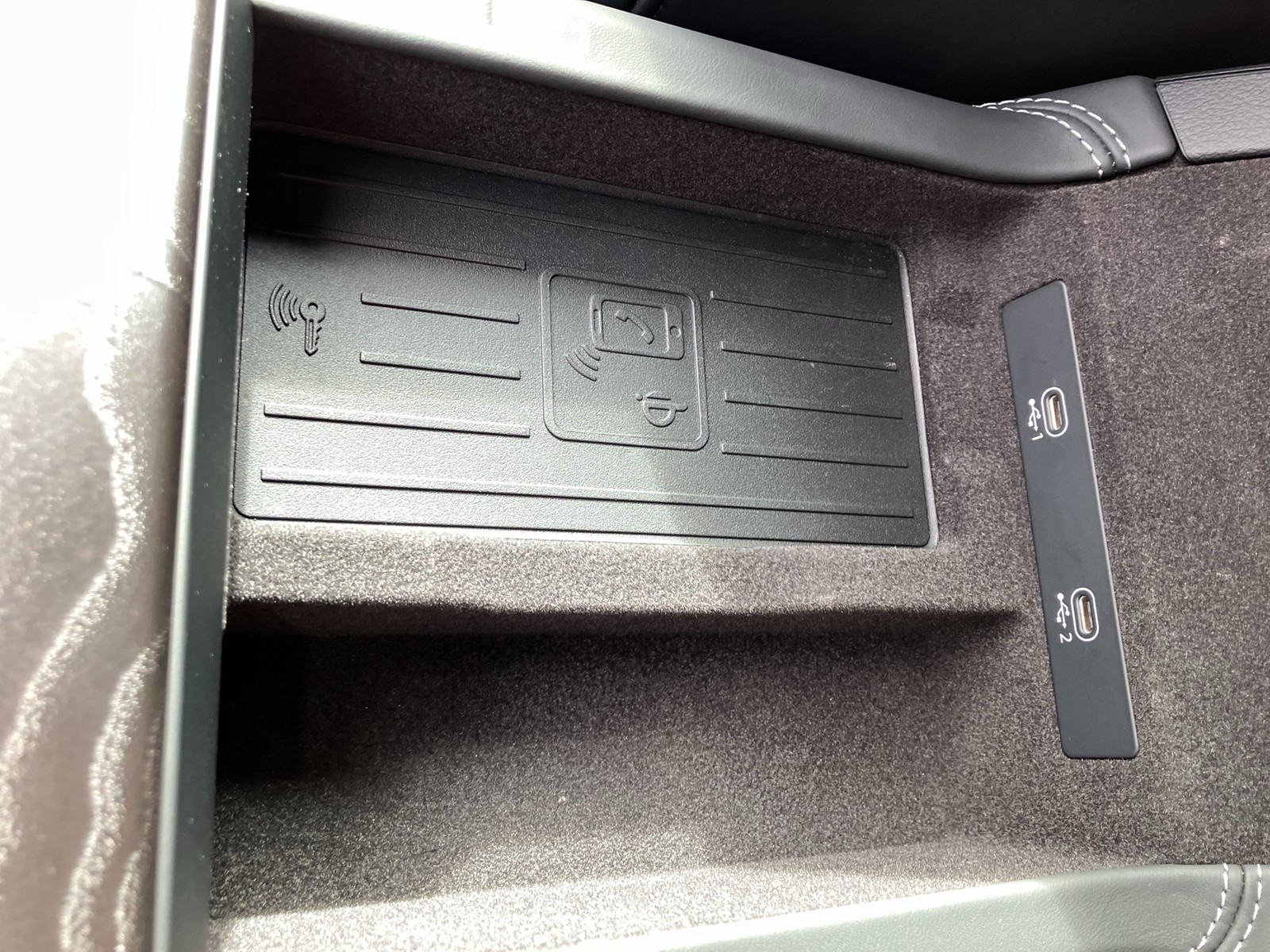 Fahrzeugabbildung Audi A6 Limousine 55 TFSI quattro S-Line Matrix ACC Luft HuD AVC Navi SHZ