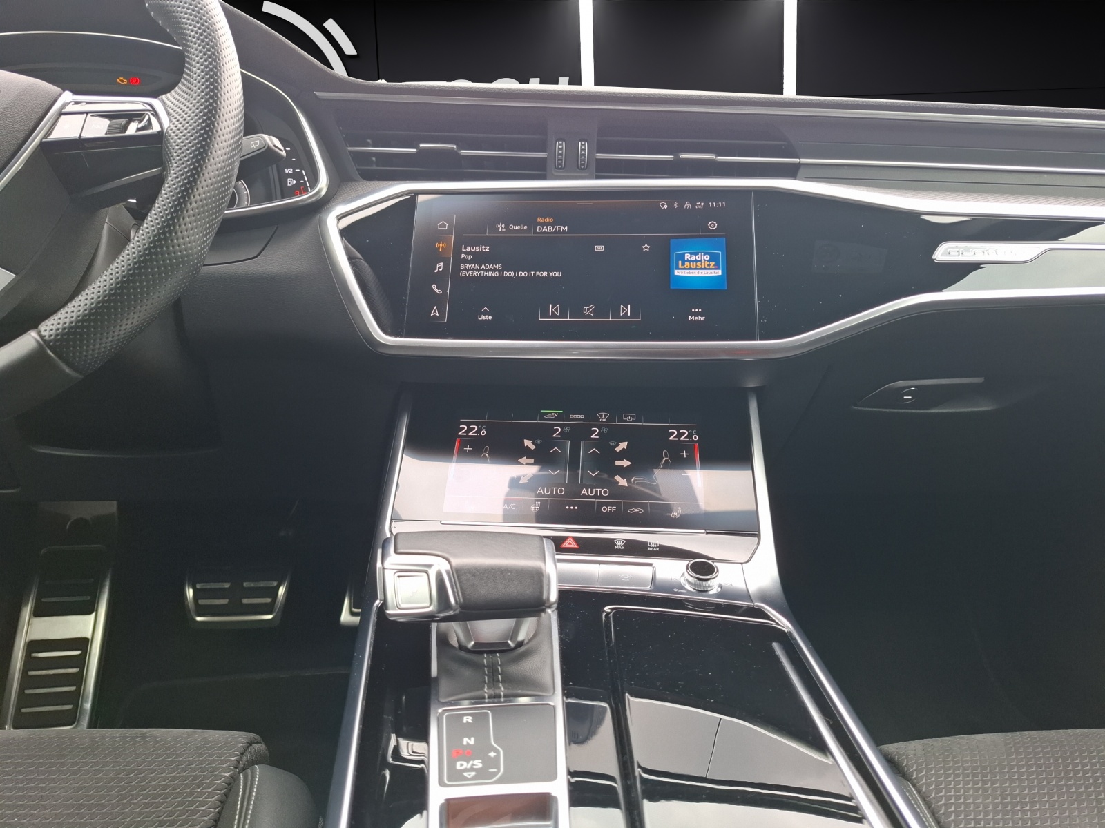 Fahrzeugabbildung Audi A6 Avant eTFSI sport quattro Matrix AHK Navi AVC AID SH