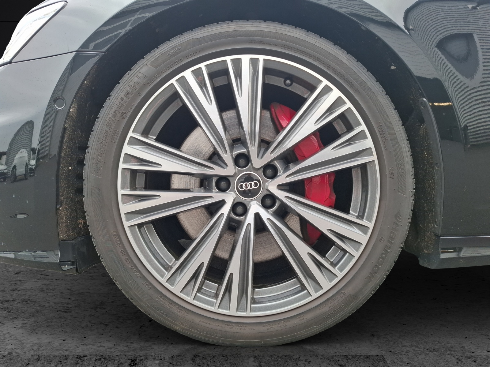 Fahrzeugabbildung Audi A6 Avant eTFSI sport quattro Matrix AHK Navi AVC AID SH