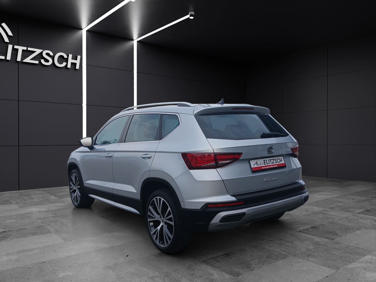 Fahrzeugabbildung SEAT Ateca TSI Xperience DSG LED AHK Navi ACC RFK SH 19