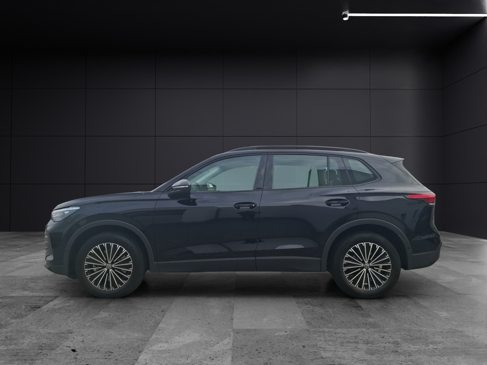 Fahrzeugabbildung Volkswagen Tiguan TDI DSG AHK HuD NAVI Kamera ACC PDC SHZ LM