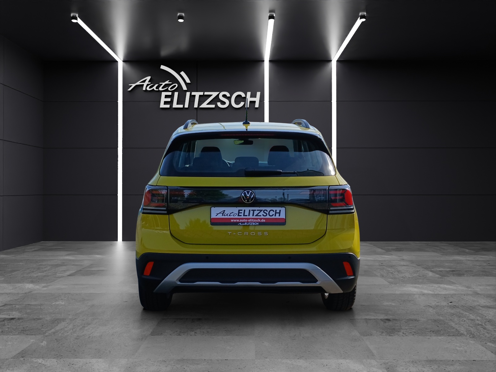 Fahrzeugabbildung Volkswagen T-Cross 1.0l Life DSG IQ.DRIVE SH Rear View Ganzjahresreifen