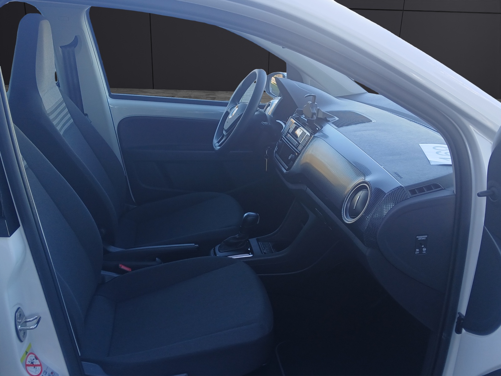 Fahrzeugabbildung Volkswagen up! e-up! Climatronic