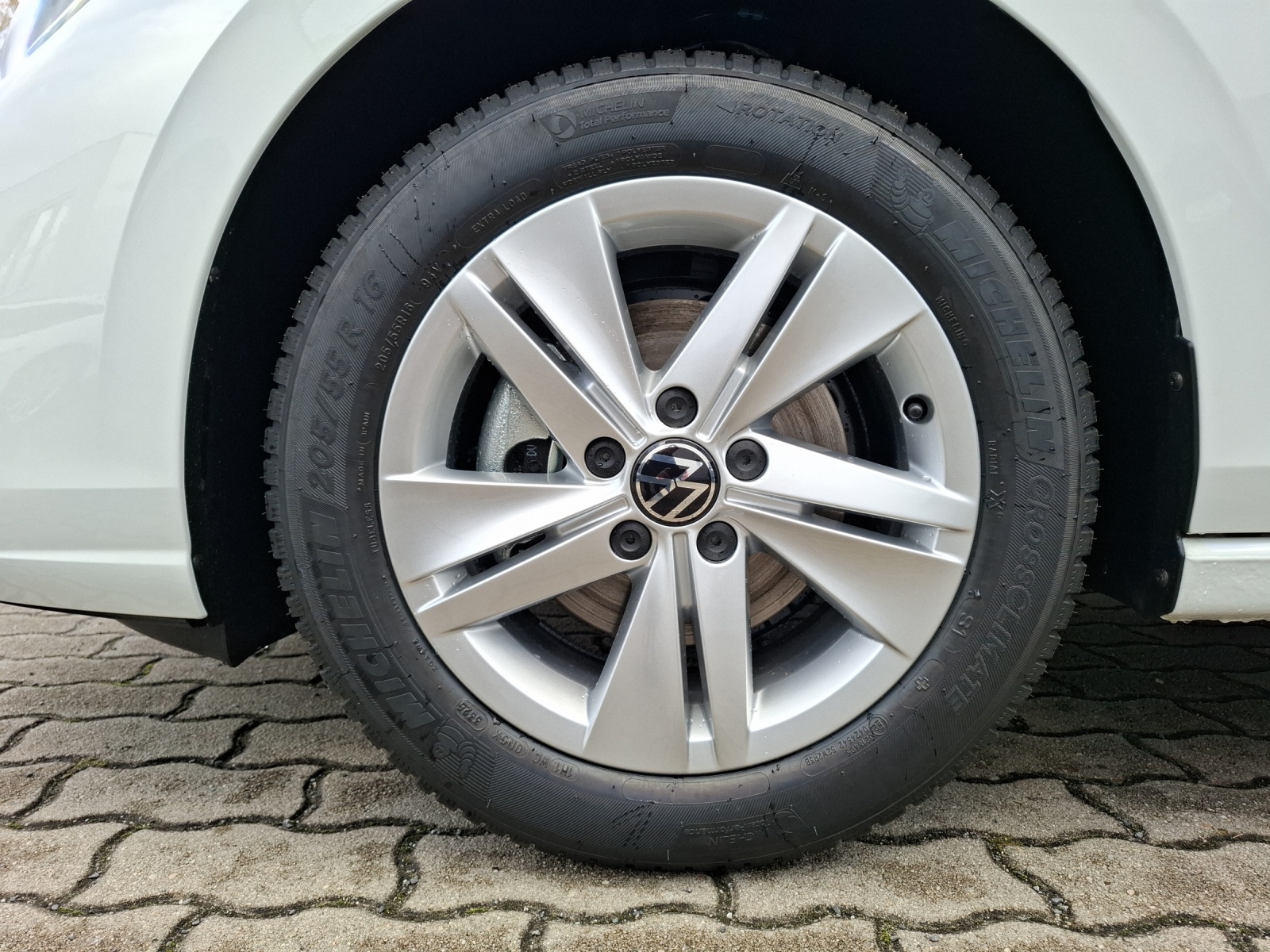 Fahrzeugabbildung Volkswagen Golf Goal LED DAB+ ACC